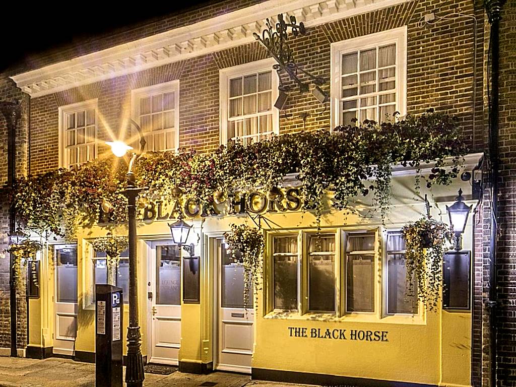 The Black Horse Inn