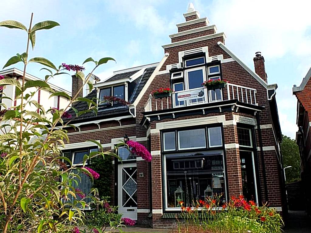 B&B Ferdivedaasje