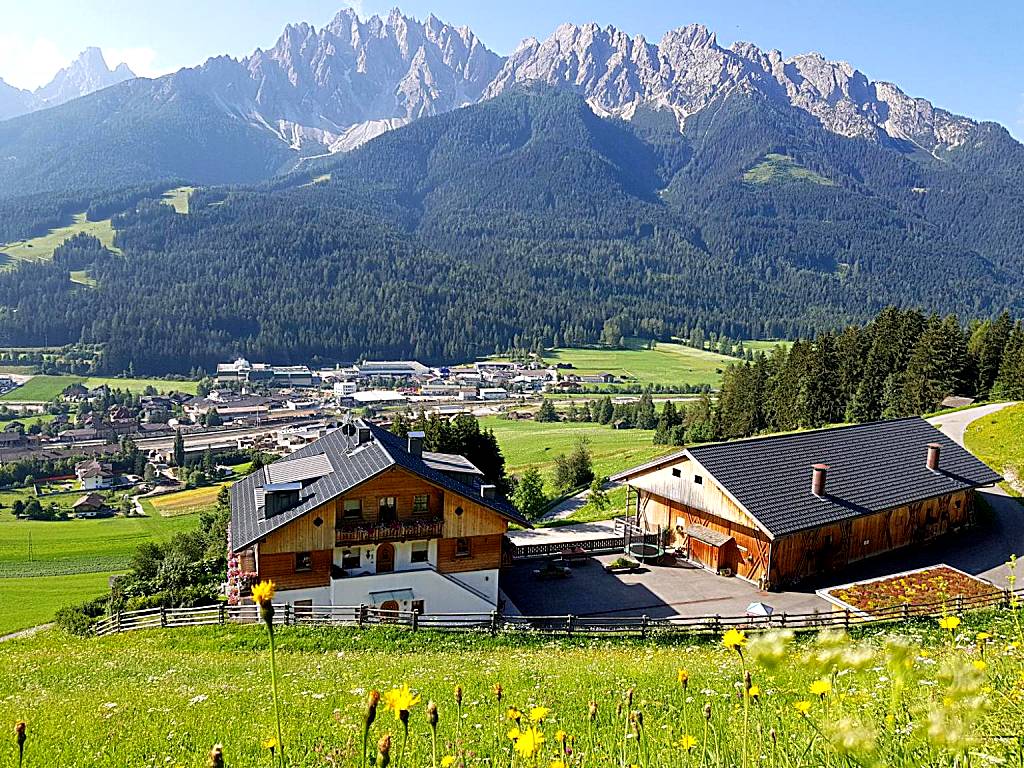 Ferienwohnungen Kuentnerhof (San Candido) 