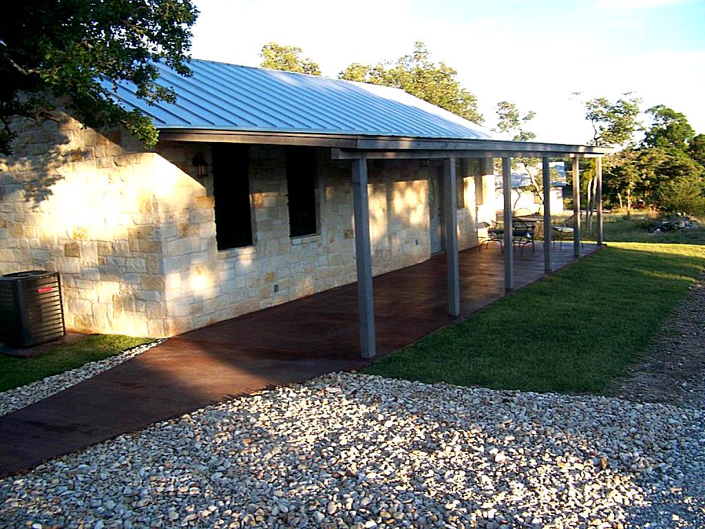 Breezy Hills Cottages - Hill Top Cottage