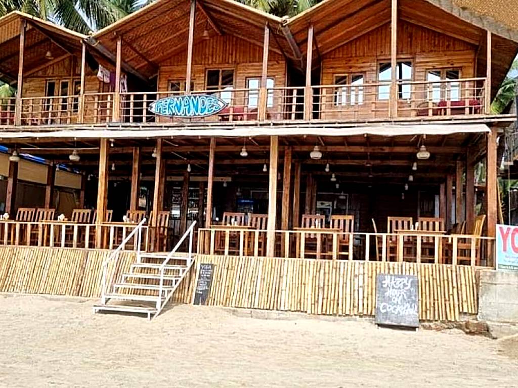 Fernandes Bar and Restaurant (Canacona) 