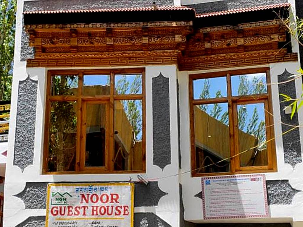 Noor Guest House