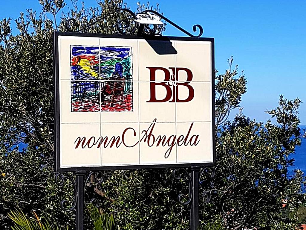 B&B nonnAngela