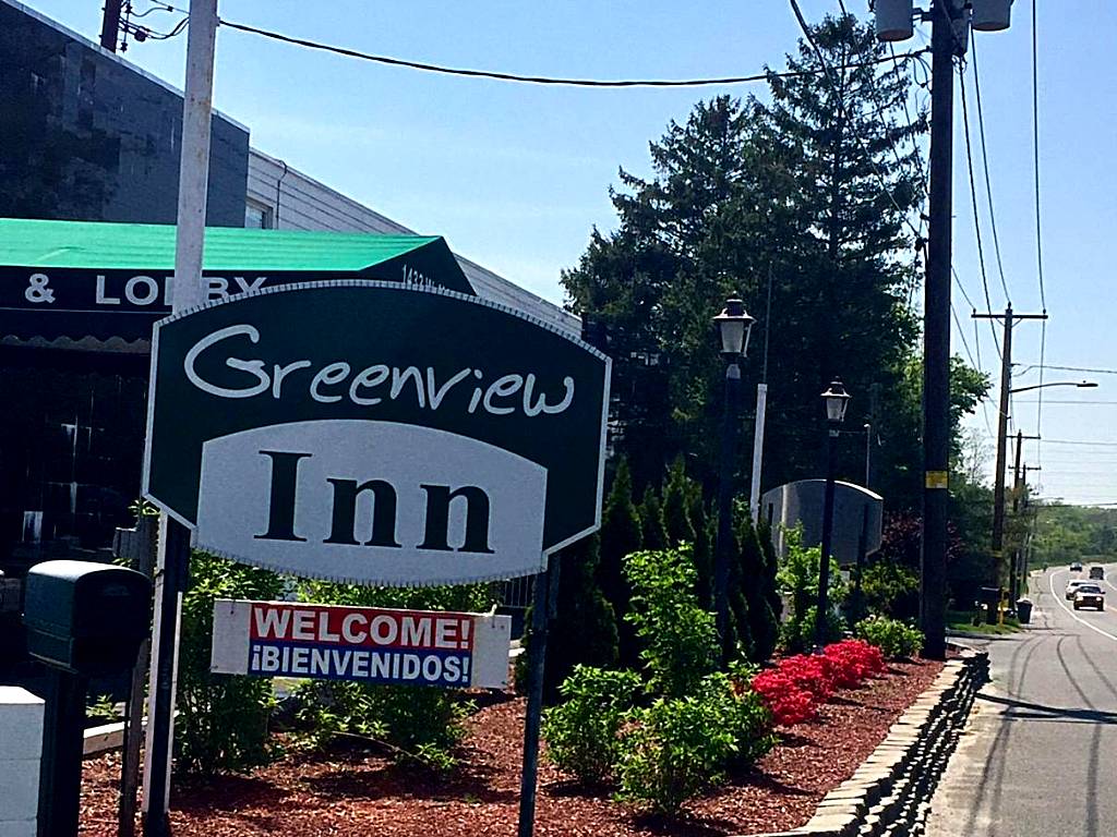 Greenview Inn Riverhead (Riverhead) 