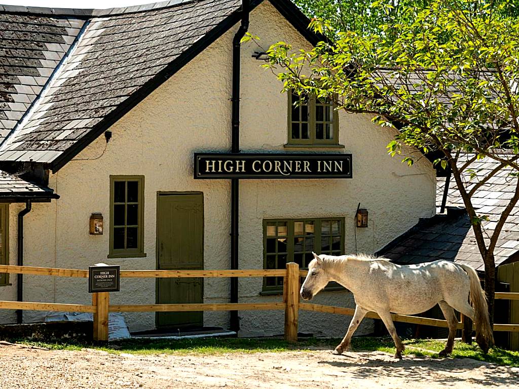 High Corner Inn