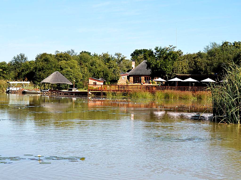 Crocodile Pools River Safaris Resort