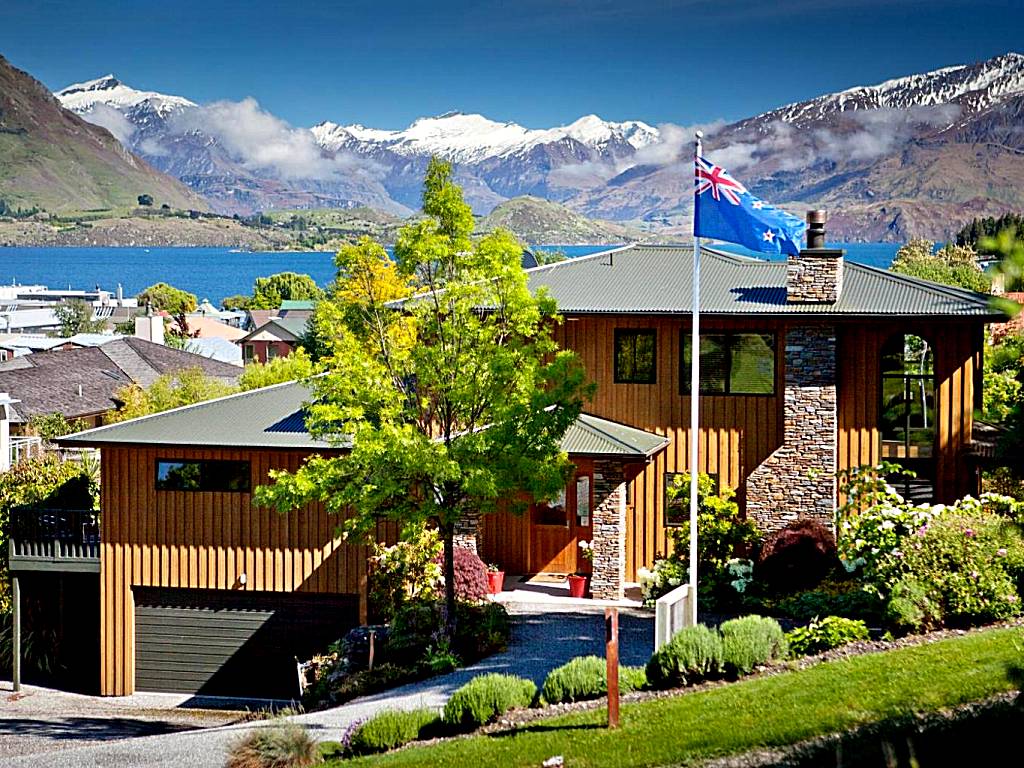 Wanaka Springs Lodge